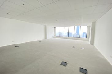 Menara EcoWorld (The Stride Strata Office @ BBCC)