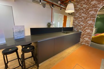 Menara EcoWorld (The Stride Strata Office @ BBCC)