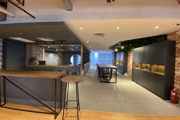 Menara EcoWorld (The Stride Strata Office @ BBCC)