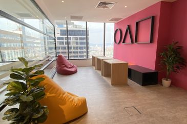 Menara EcoWorld (The Stride Strata Office @ BBCC)