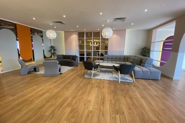 Menara EcoWorld (The Stride Strata Office @ BBCC)