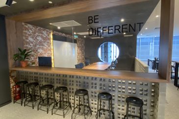 Menara EcoWorld (The Stride Strata Office @ BBCC)