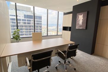 Menara EcoWorld (The Stride Strata Office @ BBCC)