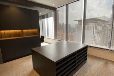 Menara EcoWorld (The Stride Strata Office @ BBCC)