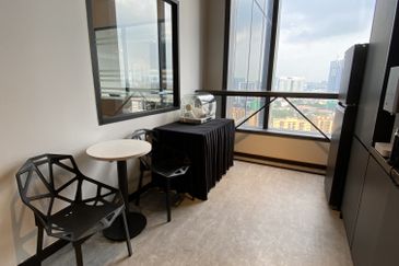 Menara EcoWorld (The Stride Strata Office @ BBCC)