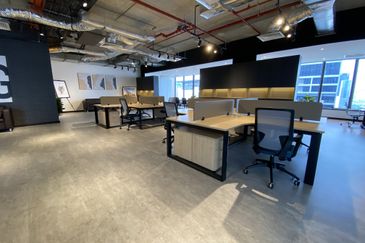 Menara EcoWorld (The Stride Strata Office @ BBCC)