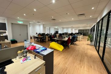 Menara EcoWorld (The Stride Strata Office @ BBCC)