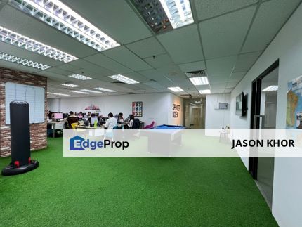 Wisma UOA II KLCC Office For RENT, 2,120sqft Partly Fitted with Rooms, Carpet & Wet Pantry, Takeover Unit Possible to Negotiate, Kuala Lumpur, KLCC
