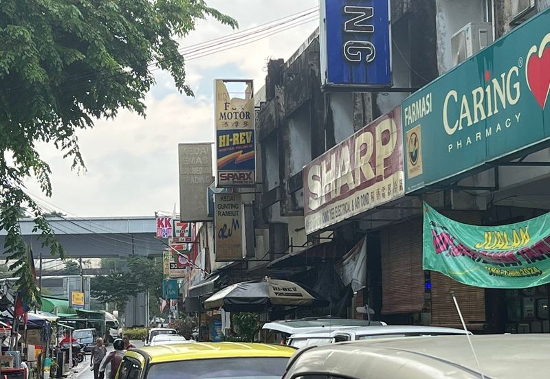 Freehold Cheras Taman Midah Besar 2 Storey Shoplot, 20'x75' For Sale 