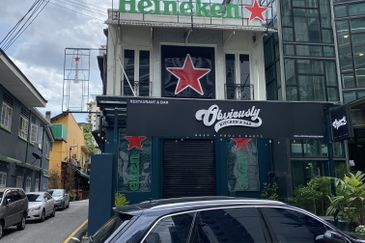 Freehold Jalan Berangan 2.5 Storey Shoplot For Sale at RM 6mil