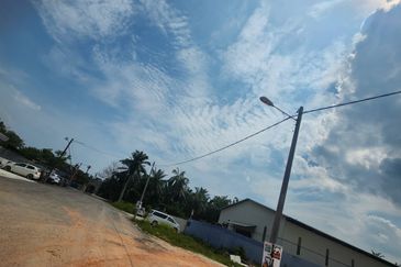 4.1 Acres Kampung Ijok, Kuala Selangor Industrial Land For Sale @ RM 55 psf Negotiable