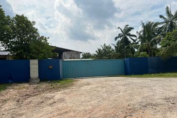 4.1 Acres Kampung Ijok, Kuala Selangor Industrial Land For Sale @ RM 55 psf Negotiable