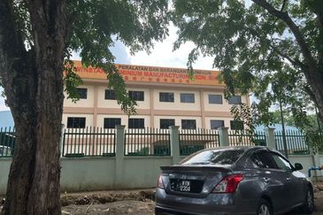 4.1 Acres Kampung Ijok, Kuala Selangor Industrial Land For Sale @ RM 55 psf Negotiable