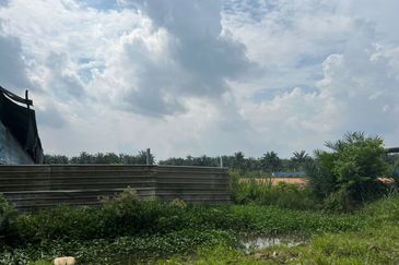 4.1 Acres Kampung Ijok, Kuala Selangor Industrial Land For Sale @ RM 55 psf Negotiable