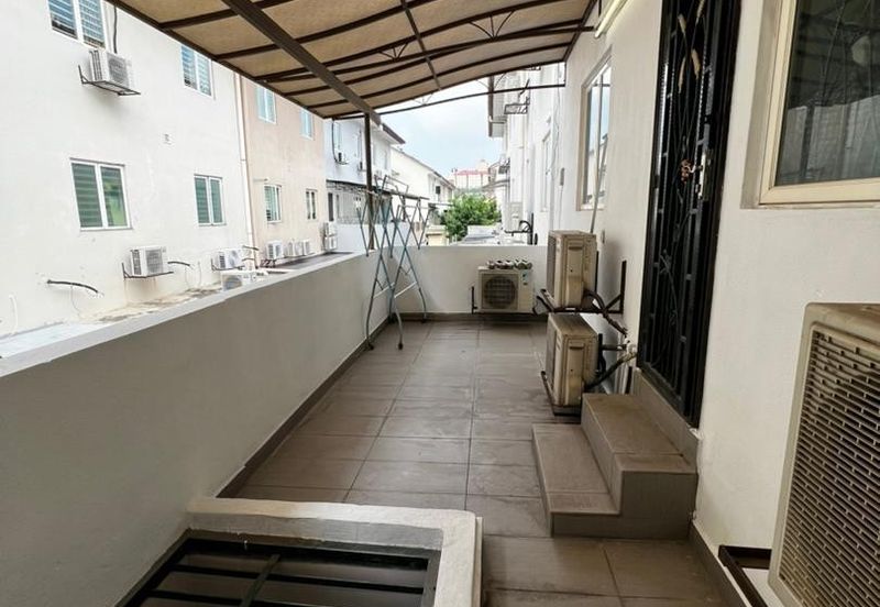 Taman Impian Indah (Paragon Heights)