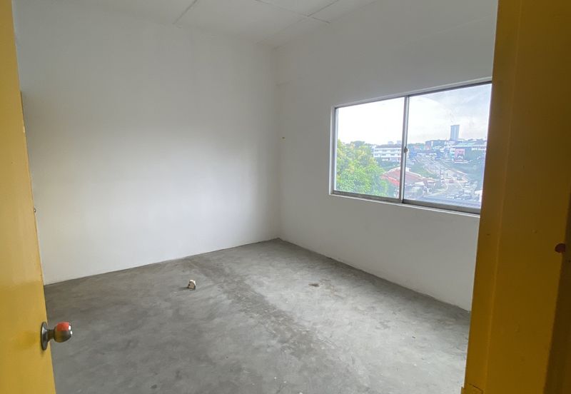Cheap office for rental in section 19 petaling jaya