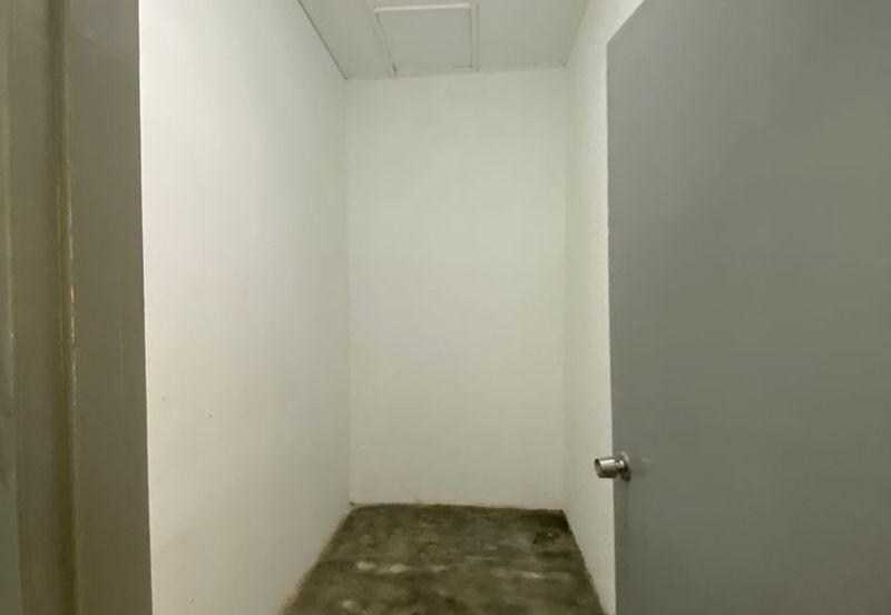 Section 14 single storey well maintained house for sale