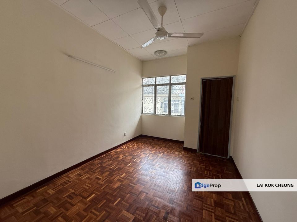 Bandar Utama double storey house for rental, Selangor, Bandar Utama