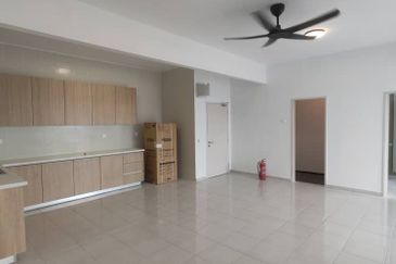 Seri Topaz Apartment