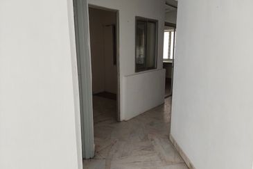 Makmur Apartment, Taman Sri Subang