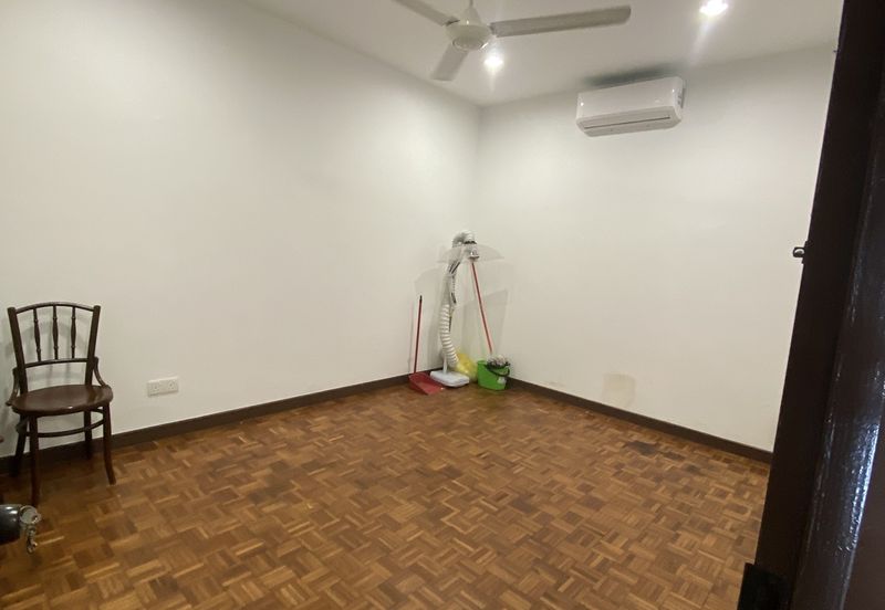 Paramount Garden (Taman Paramount)