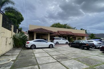 Bukit Gasing, Seksyen 5