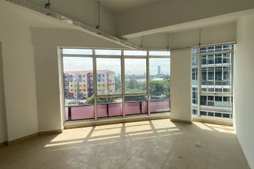 Parklane Commercial Hub