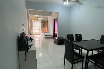 Pearl Point Condominium