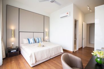 Pavilion Embassy Residence