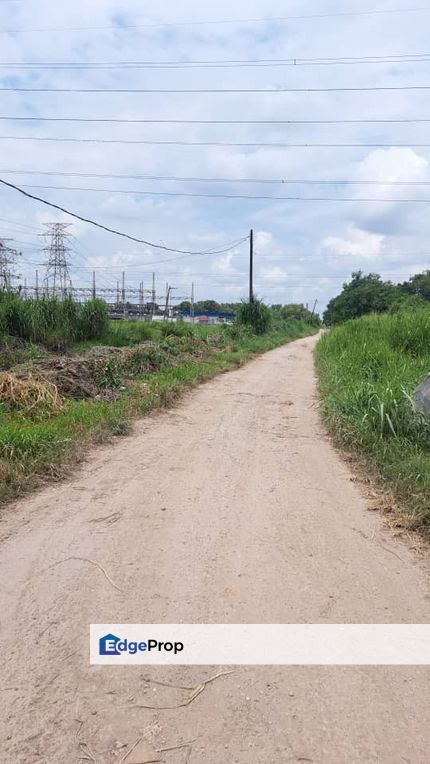 Malaysia Selangor  📌Klang Land  📌 #Johan Setia Klang# 📌2.377 Acres Flat Land for Sale  📌 Behind Nestle Distribution Center , Selangor, Klang