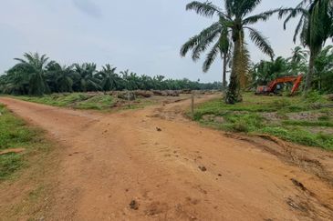 Malaysia, Selangor 📌Jeram Land 📌Batu 16 📌5 Acres Zoning Industry Land for Sale 🎈Near by Got many Big factories and Wa