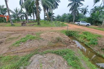 Malaysia, Selangor 📌Jeram Land 📌Batu 16 📌5 Acres Zoning Industry Land for Sale 🎈Near by Got many Big factories and Wa