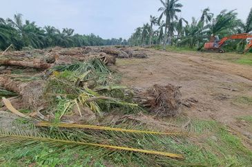 Malaysia, Selangor 📌Jeram Land 📌Batu 16 📌5 Acres Zoning Industry Land for Sale 🎈Near by Got many Big factories and Wa