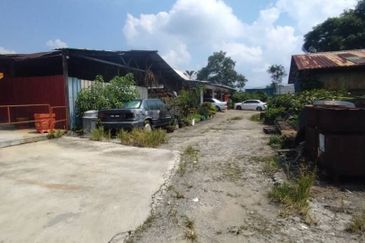 Jalan Bukit Kemuning