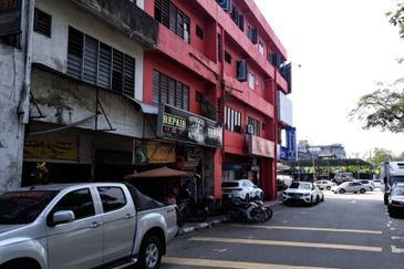 Persiaran Raja Muda Musa, Pelabuhan Klang