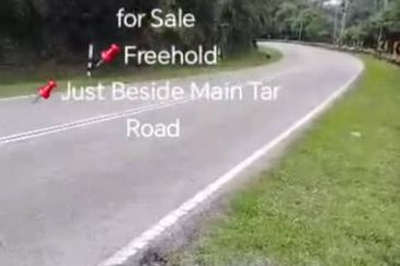 Rembau, Pedas, Negeri Sembilan,  📌9.548 Acres Hill Land for Sale 📌Freehold 📌Just Beside Main Tar Road 