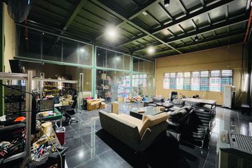 Nusa Cemerlang Industrial Park