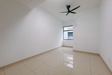 Taman Redang Lakeview 2