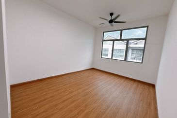 Taman Redang Lakeview 2