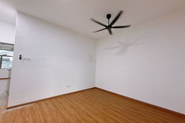 Taman Redang Lakeview 2