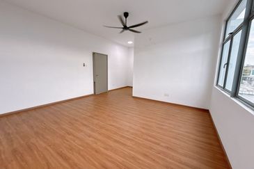 Taman Redang Lakeview 2