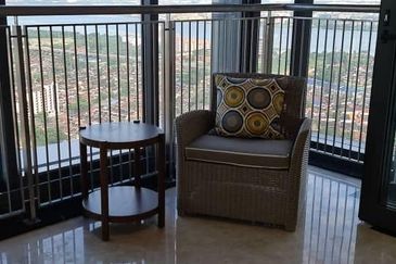 The Astaka @ 1 Bukit Senyum