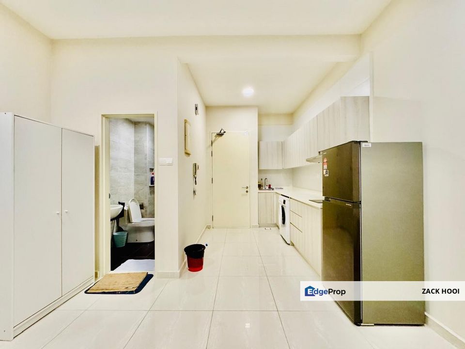 SKS Pavillion Residences, Johor Bahru, Johor @ Fully Furnish Studio With 1 Car Park Walking Distance to CIQ, Johor, Johor Bahru
