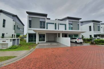 Sunway Lenang Heights