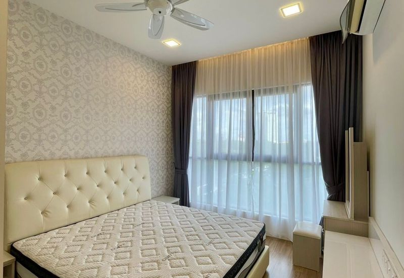 The WaterEdge Residences