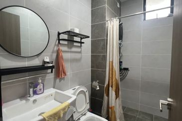 Twin Tower Residence