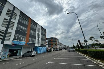 Crest @ Austin Emerald 1