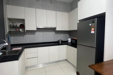 Twin Tower Residence