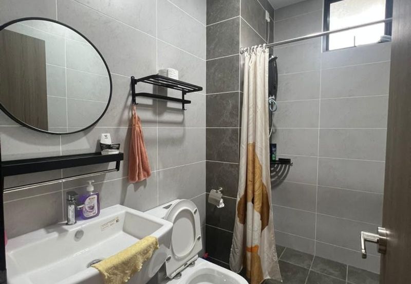 Twin Tower Residence