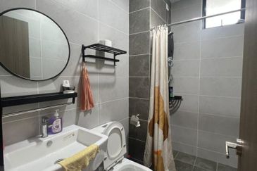 Twin Tower Residence